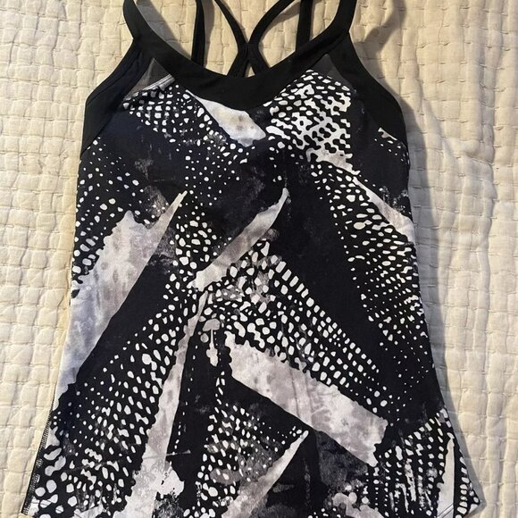 Lululemon Free Flowing Tank Top Static Mist Black White Racerback Women's Size 4 - Picture 3 of 3